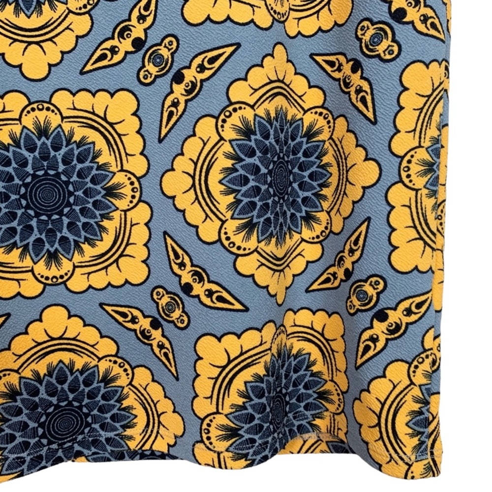 LULAROE Cassie Pencil Skirt Sunflowers! XL - Picture 2 of 5